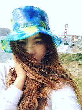 Super Soft PVC Bucket Hat Foldable Watercolor Blue Rain Water Proof NWT S-M